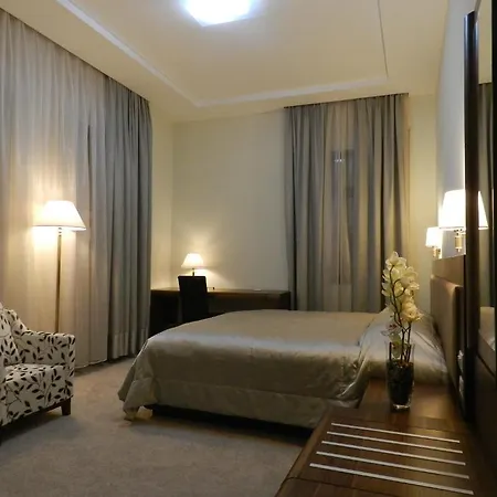 Boutique Kotoni Τίρανα