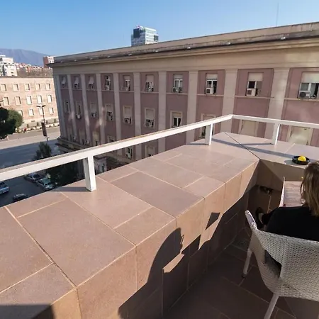 Boutique Kotoni ホテル 4*