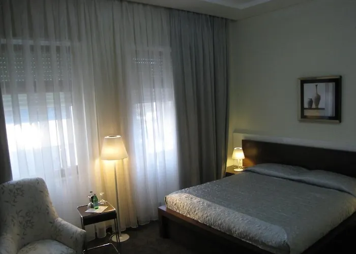 Boutique Kotoni 4*