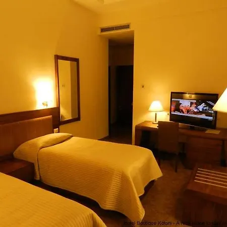 Boutique Kotoni Hotell Tirana