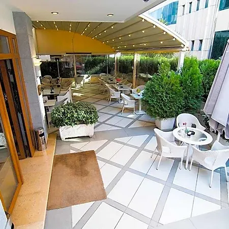 Boutique Kotoni 4* Tirana