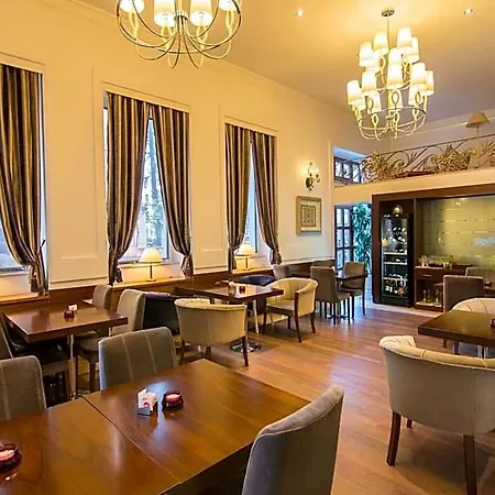 Boutique Kotoni Tirana