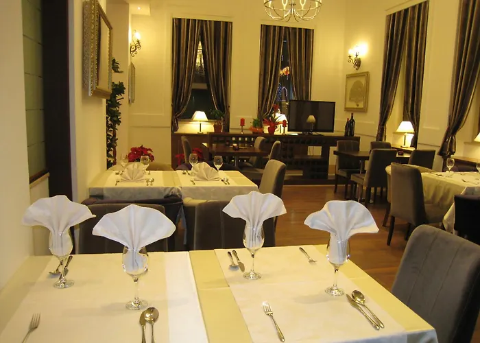 מלון Boutique Kotoni 4*