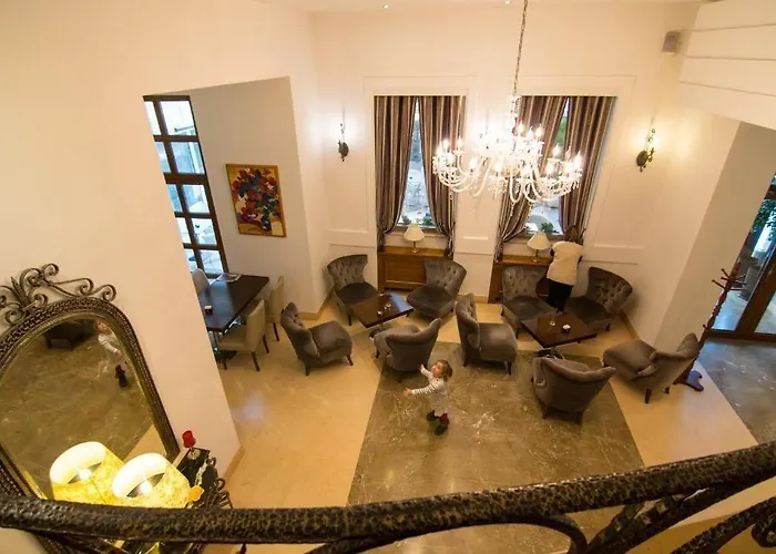 מלון Boutique Kotoni 4*