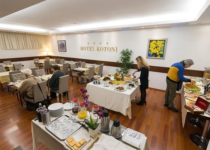 Boutique Kotoni מלון טיראנה